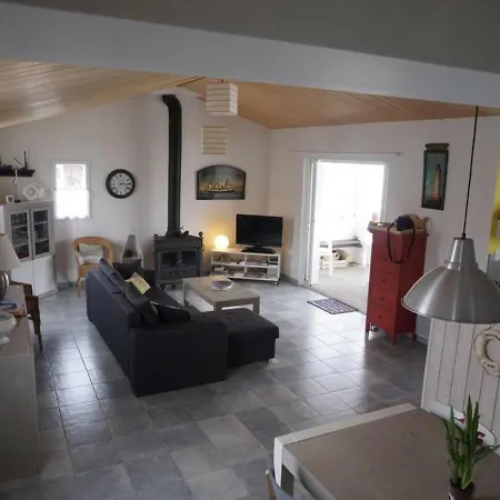 Maison L'epine, 4 Pieces, 6 Personnes - Fr-1-224b-455 *